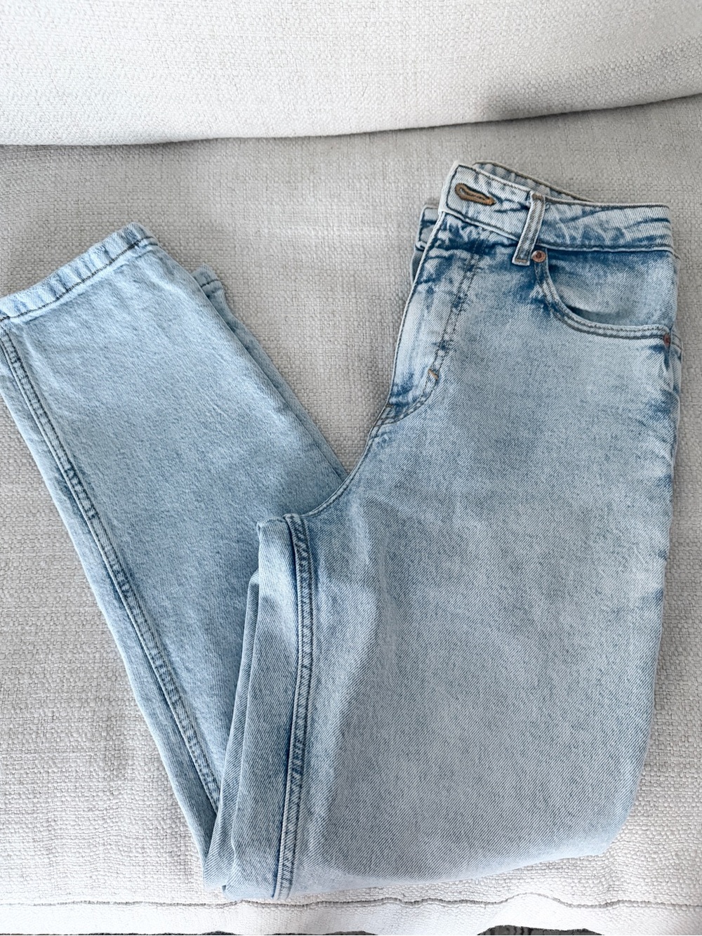 Zara Light Blue Highwaisted Denim Jeans